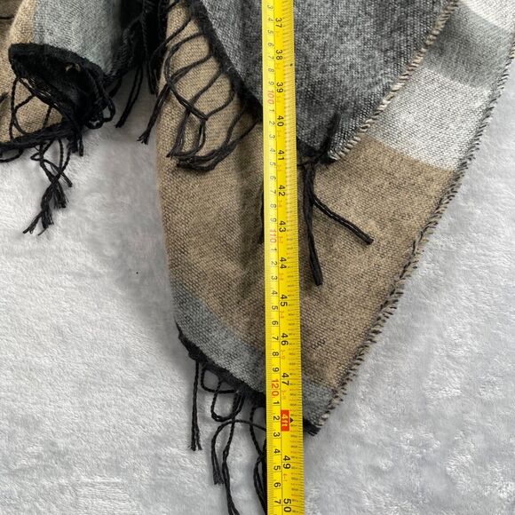 Marc New York Shawl One Size Tan Gray Plaid Fringe Soft Tassel Tie Front Wrap - Picture 11 of 15